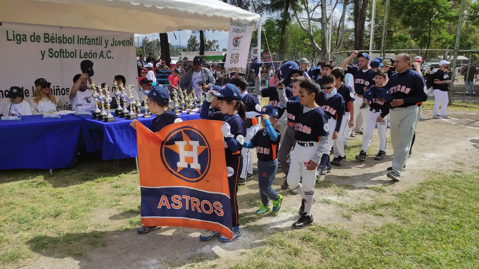 F CARMONA BEISBOL